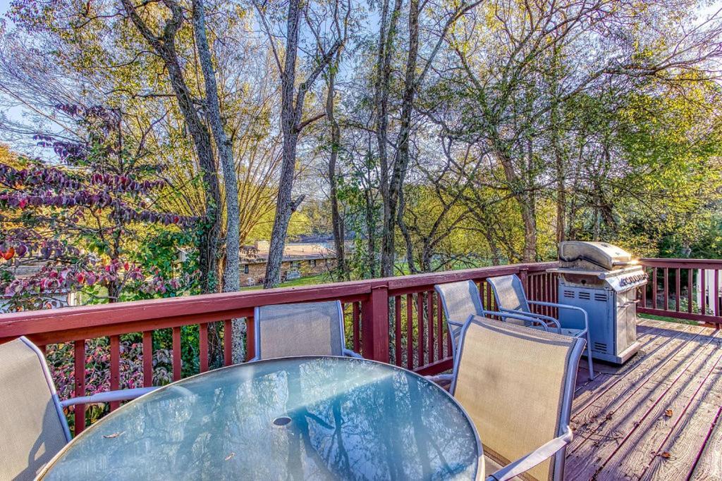 Rock Of Ages, Hot Tub, Game Room, Wifi, 1089 Free Tickets Each Paid Day, Dollywood And More Піджен-Фордж Екстер'єр фото